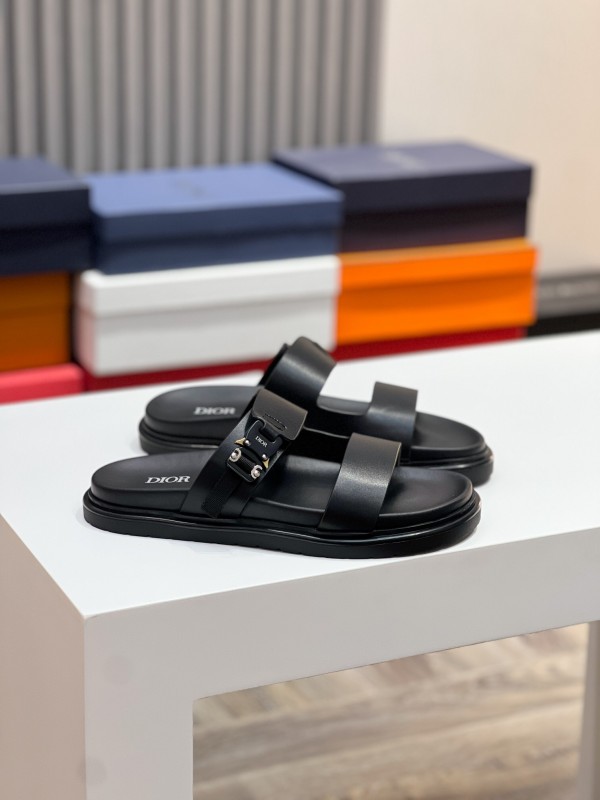 2025 Men Dior Black Leather Slippers Metal CD Diamond AS00190