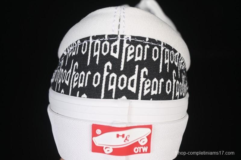 Vans Era 44 Low-Top Casual Skate Shoes with All-Over Logo Print - VN0A3MQ5PZP1