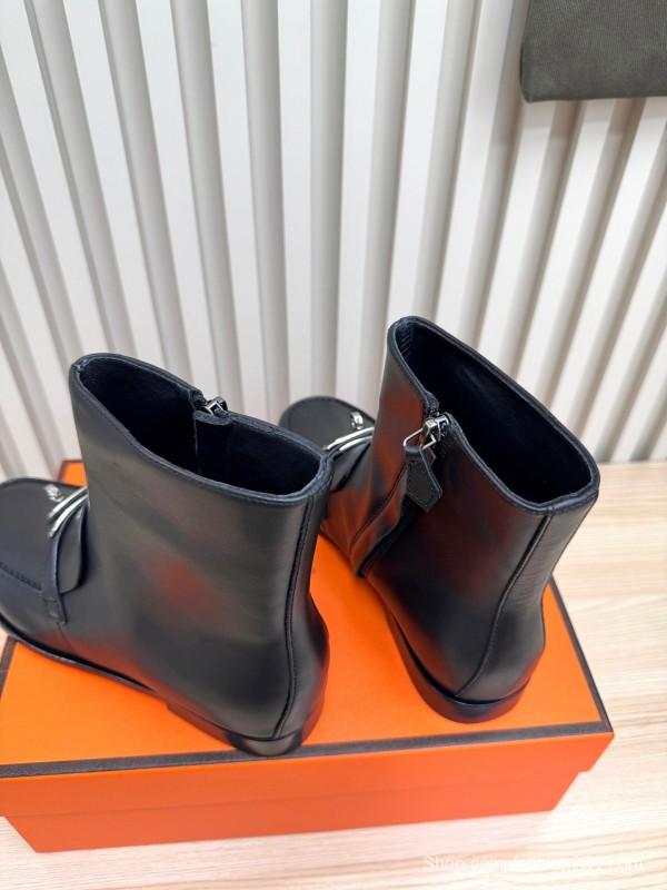 H Kelly Buckle Ankle Boots - LY00390