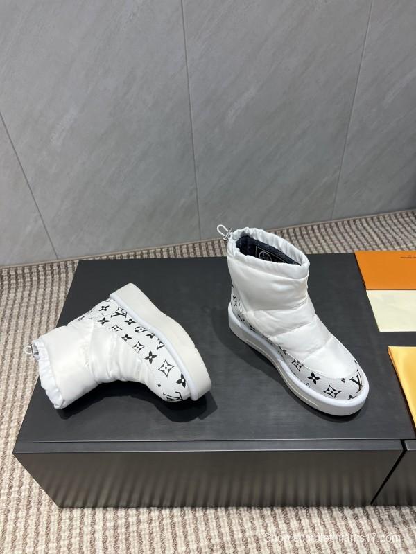 Louis Vuitton Fall/Winter 2025 Snow Boots Round Toe Thick Sole - KFY00310
