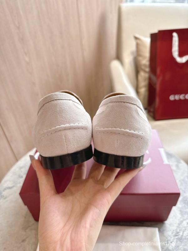 Gucci Leather Loafers with Horsebit Detail - LY00330