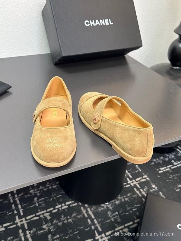 Chanel Quilted Flats Slip-On Mules - KFY00280