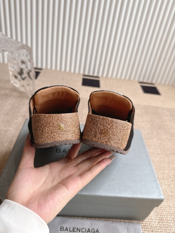 Balenciaga Birkenstock Boston Closed-Toe Soft Footbed Platform Sandals - AS00260