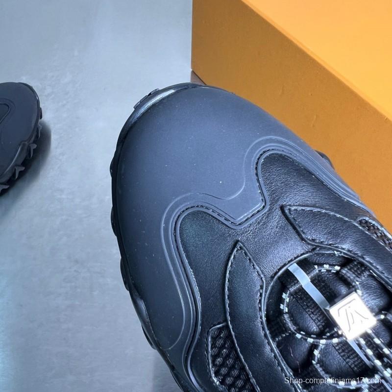 LV RUSH Calfskin Metal LV Circle Accessory Slip-Resistant Low-Top Casual Lifestyle Shoes - YC