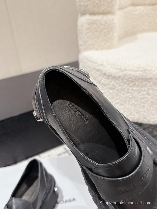 Balenciaga 2025 SS Loafers with Retro Design and Lightweight TPU Sole - KFY00320