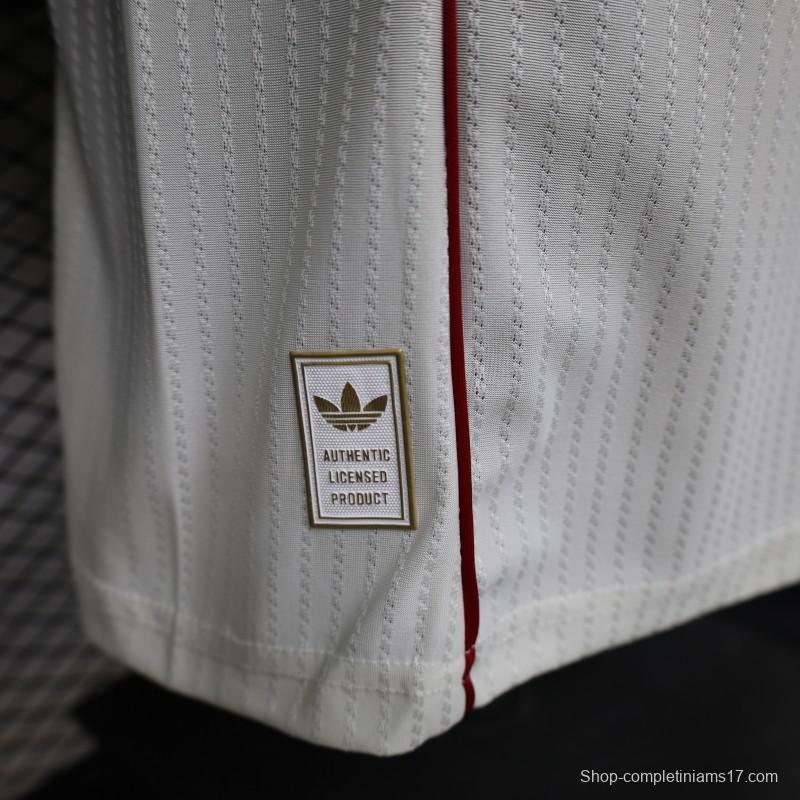 Player Version 26/27 Liverpool FC Off-White with Gold Crest  Special Edition Away Jersey