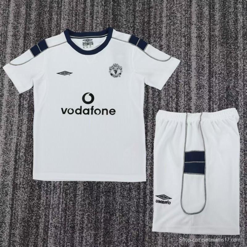 Retro Kids 00/01 Manchester United Away Jersey
